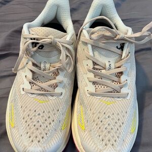Hoka Clifton 9 Running Shoes